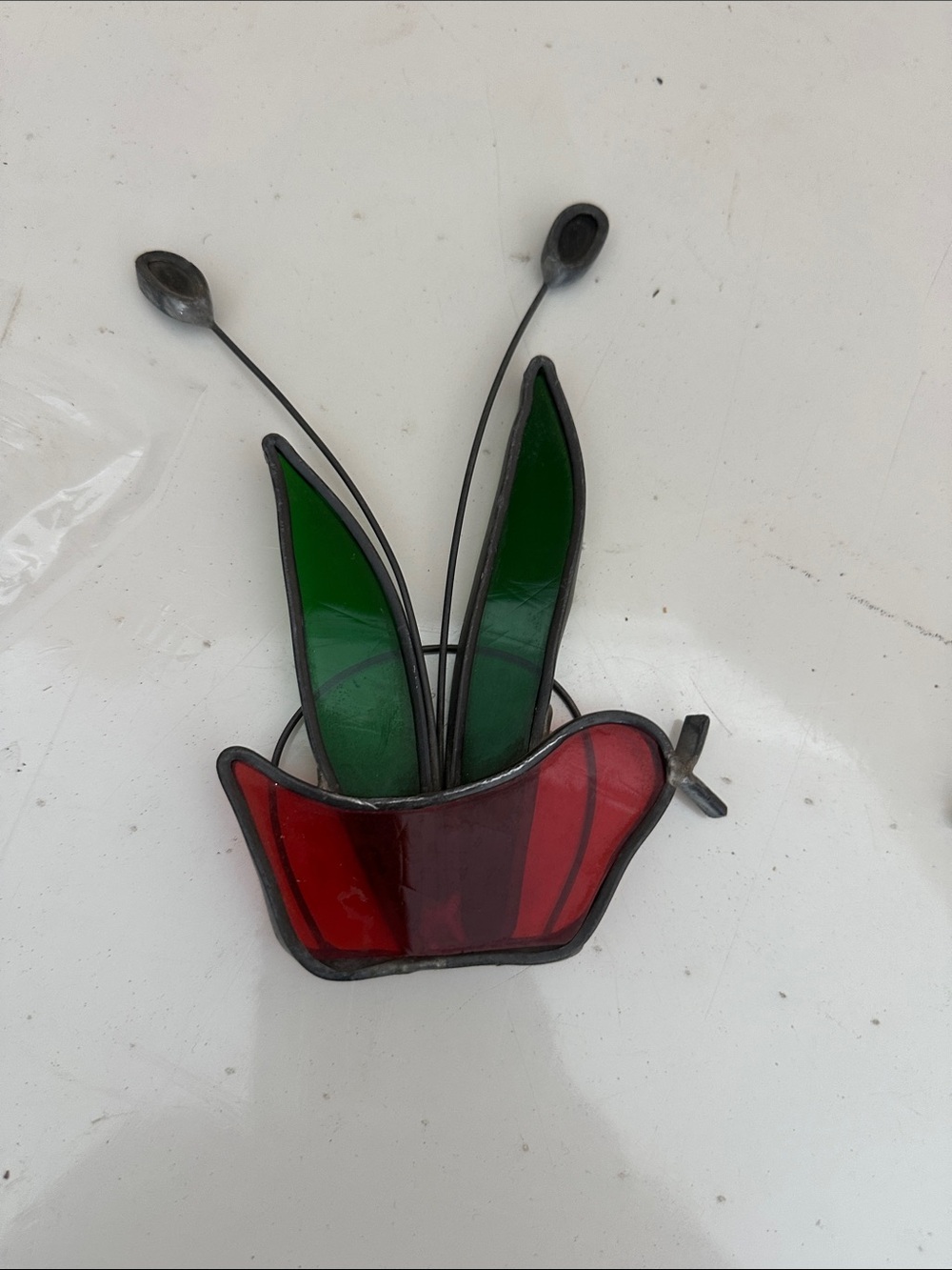 Vintage Stained Glass Tulip Wall Accent in Red and Green